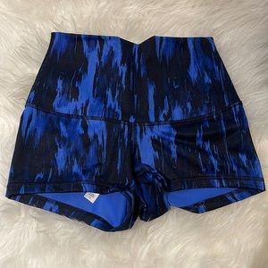 Boogie Short Roll Down lululemon Sz. 4 NWOT